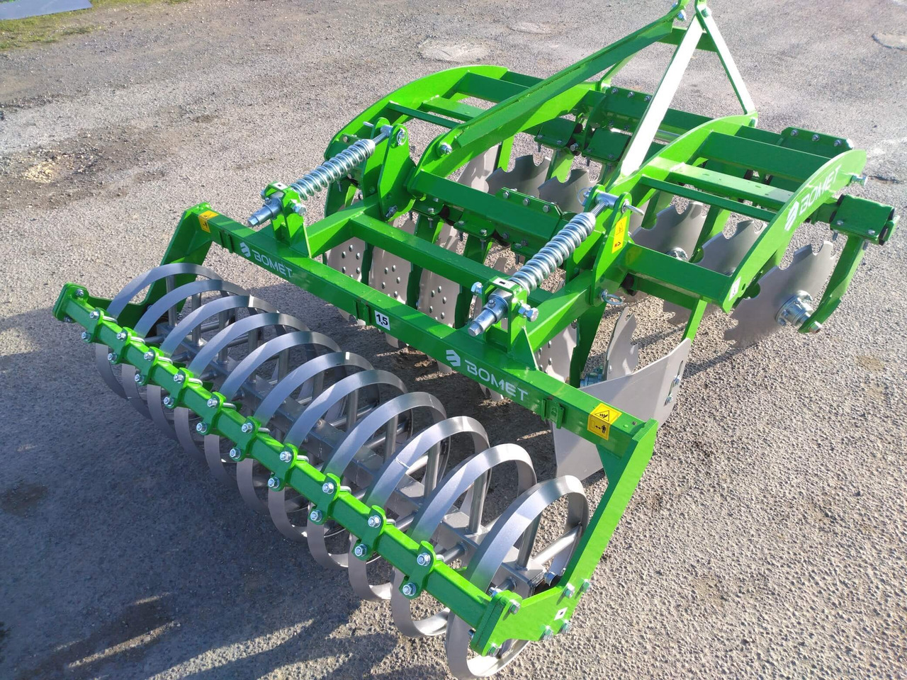 BOMET Déchaumeur Viti-Arbo PERSEUS - Scheibenegge: das Bild 3 BOMET Déchaumeur Viti-Arbo PERSEUS - Scheibenegge: das Bild 3