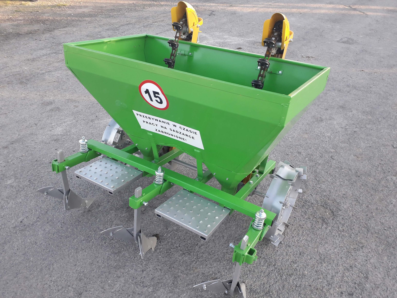 BOMET Planteuse à Pommes de Terre 2 rangs GEMINI - Kartoffellegemaschine: das Bild 1 BOMET Planteuse à Pommes de Terre 2 rangs GEMINI - Kartoffellegemaschine: das Bild 1