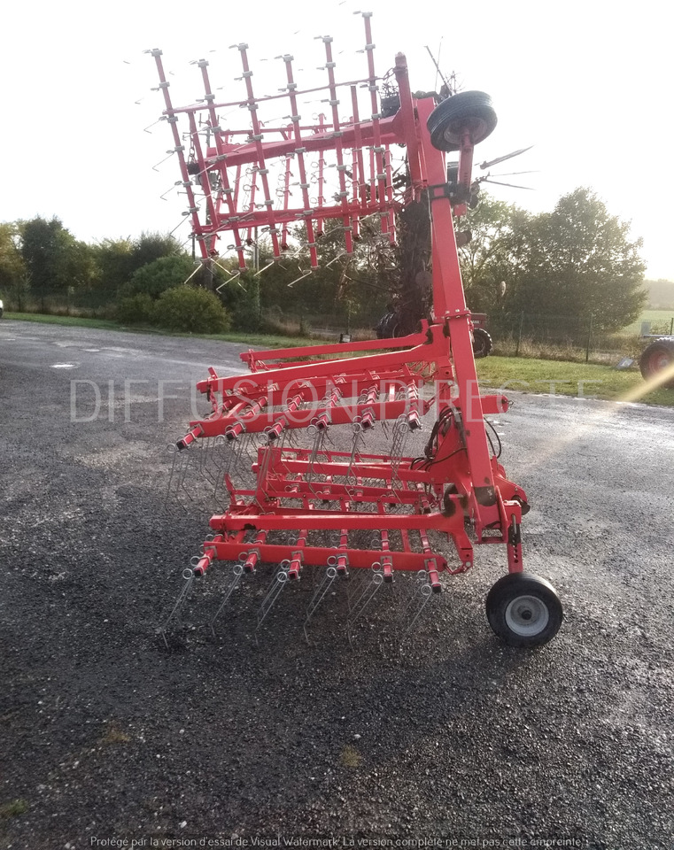 KLIMZA HERSE ETRILLE 9M - Wiesenstriegel: das Bild 5 KLIMZA HERSE ETRILLE 9M - Wiesenstriegel: das Bild 5