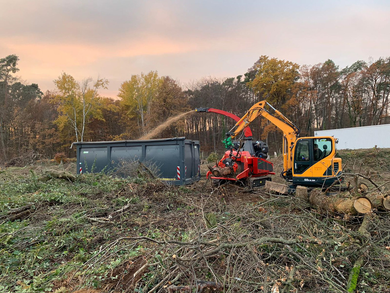 UFKES 942 Chipper - Holzschredder: das Bild 5 UFKES 942 Chipper - Holzschredder: das Bild 5