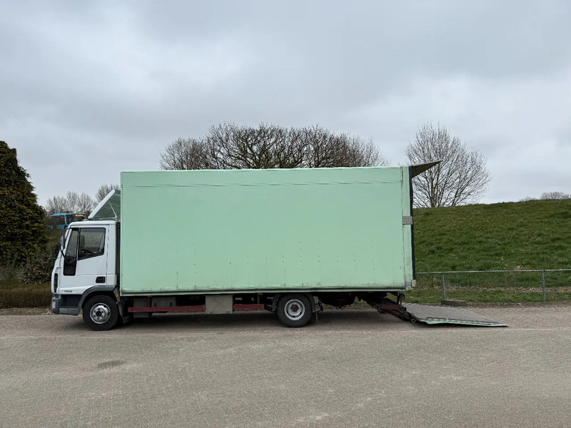 Iveco EuroCargo 75 Bakwagen -Manual-lift- Low KM - Koffer LKW: das Bild 2 Iveco EuroCargo 75 Bakwagen -Manual-lift- Low KM - Koffer LKW: das Bild 2