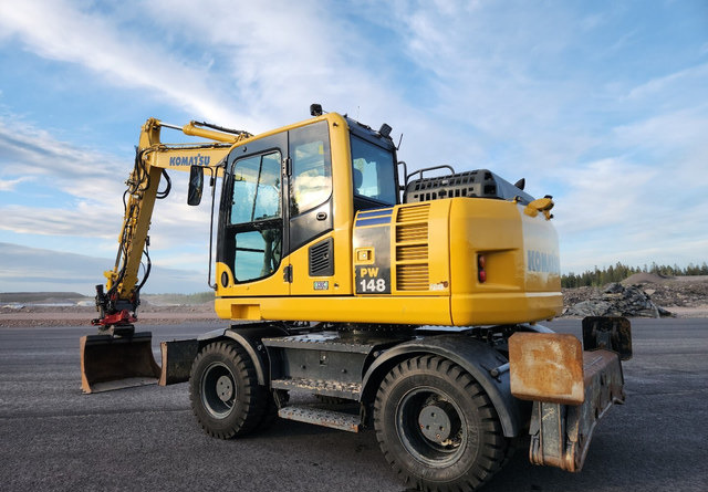 KOMATSU Komatsu PW148-8 Rototilt R6 - Mobilbagger: das Bild 3 KOMATSU Komatsu PW148-8 Rototilt R6 - Mobilbagger: das Bild 3
