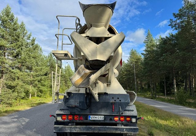 Liebherr12m3 Perävaunu - Betonmischer Auflieger: das Bild 3 Liebherr12m3 Perävaunu - Betonmischer Auflieger: das Bild 3