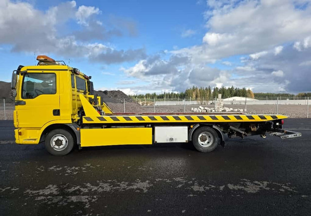 MANTGL 8.180 4x2 Wilhelm Wellmeyer - Abschleppwagen: das Bild 2 MANTGL 8.180 4x2 Wilhelm Wellmeyer - Abschleppwagen: das Bild 2