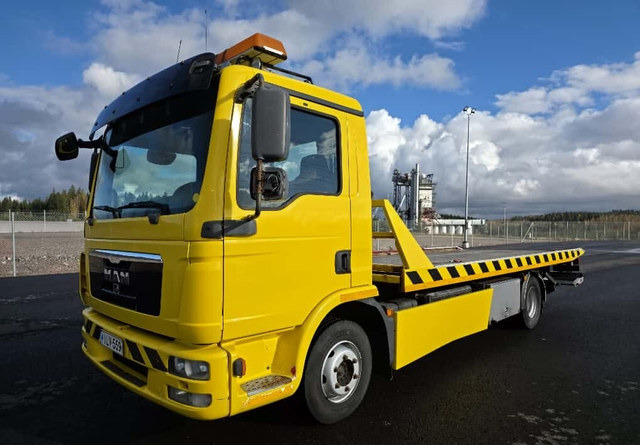 MANTGL 8.180 4x2 Wilhelm Wellmeyer - Abschleppwagen: das Bild 1 MANTGL 8.180 4x2 Wilhelm Wellmeyer - Abschleppwagen: das Bild 1