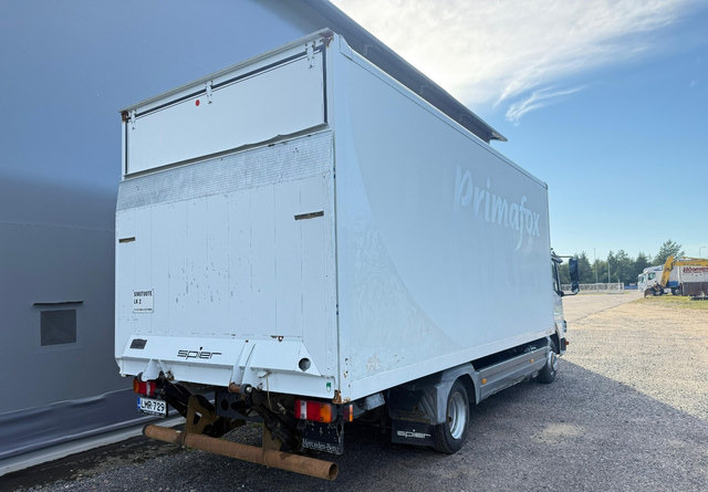 Mercedes-BenzAtego kaappi + perälauta - Koffer LKW: das Bild 5 Mercedes-BenzAtego kaappi + perälauta - Koffer LKW: das Bild 5