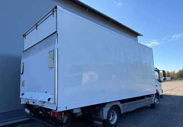 Mercedes-BenzAtego kaappi + perälauta - Koffer LKW: das Bild 5 Mercedes-BenzAtego kaappi + perälauta - Koffer LKW: das Bild 5