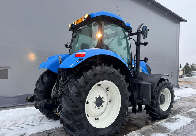 New HollandT7.200 - Traktor: das Bild 5 New HollandT7.200 - Traktor: das Bild 5