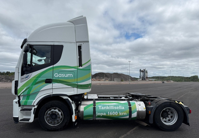 Iveco Stralis 440 4x2 LNG / LBG - Sattelzugmaschine: das Bild 2 Iveco Stralis 440 4x2 LNG / LBG - Sattelzugmaschine: das Bild 2