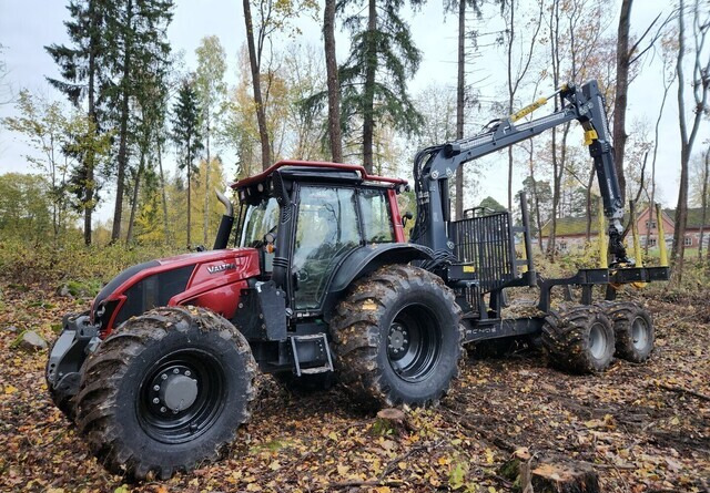 ValtraN123 + Kronos 140 4WDM + Cranab FC8 - Forsttraktor, Rückewagen: das Bild 1 ValtraN123 + Kronos 140 4WDM + Cranab FC8 - Forsttraktor, Rückewagen: das Bild 1