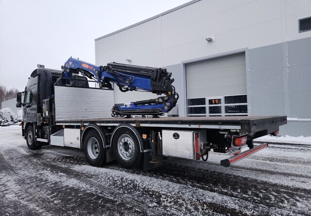 Volvo FM 420 6x2 - Autokran: das Bild 4 Volvo FM 420 6x2 - Autokran: das Bild 4