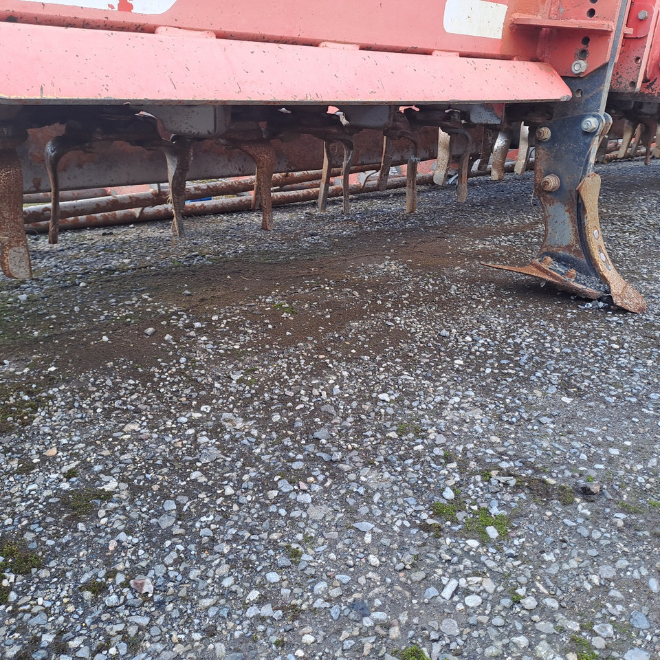 ERPICE ROTANTE MASCHIO AQUILA 7000 - Kreiselegge: das Bild 3 ERPICE ROTANTE MASCHIO AQUILA 7000 - Kreiselegge: das Bild 3