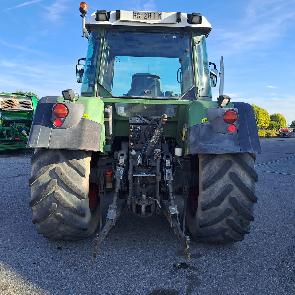 FENDT 312 VARIO - Traktor: das Bild 4 FENDT 312 VARIO - Traktor: das Bild 4