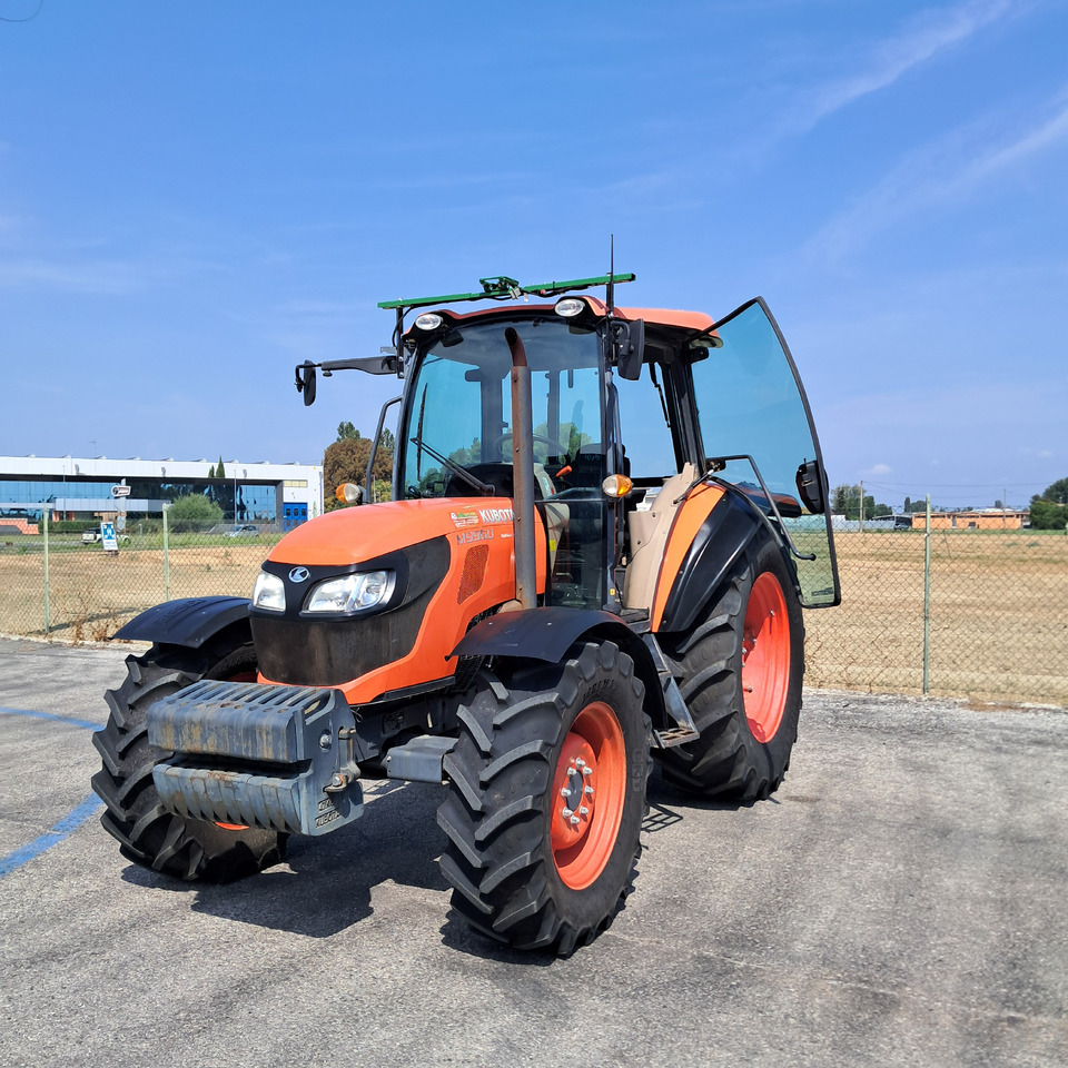 KUBOTA M9960 - Traktor: das Bild 1 KUBOTA M9960 - Traktor: das Bild 1