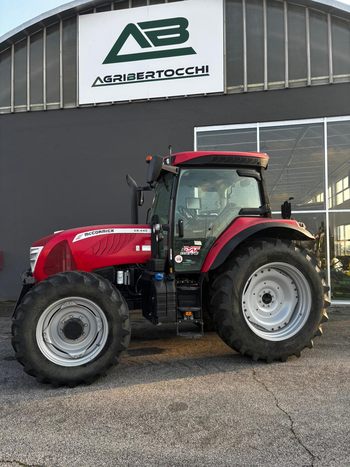 MCCORMICK - Traktor: das Bild 2 MCCORMICK - Traktor: das Bild 2