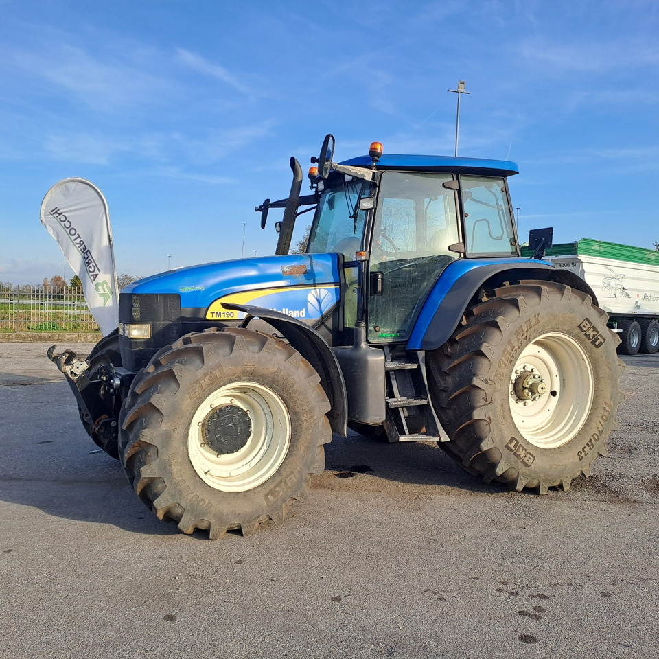 NEW HOLLAND TM 190 - Traktor: das Bild 3 NEW HOLLAND TM 190 - Traktor: das Bild 3