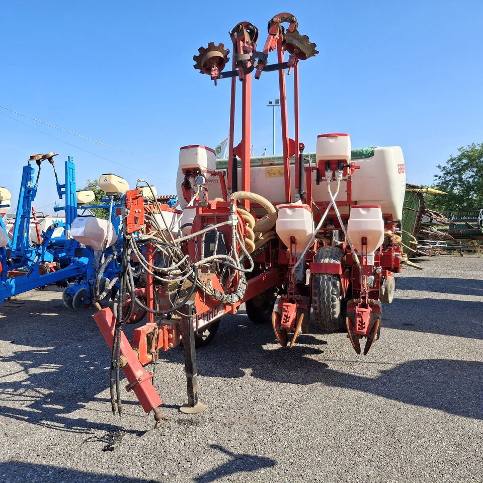 SEMINATRICE GASPARDO RENATA 8 ROWS - Einzelkornsämaschine: das Bild 1 SEMINATRICE GASPARDO RENATA 8 ROWS - Einzelkornsämaschine: das Bild 1