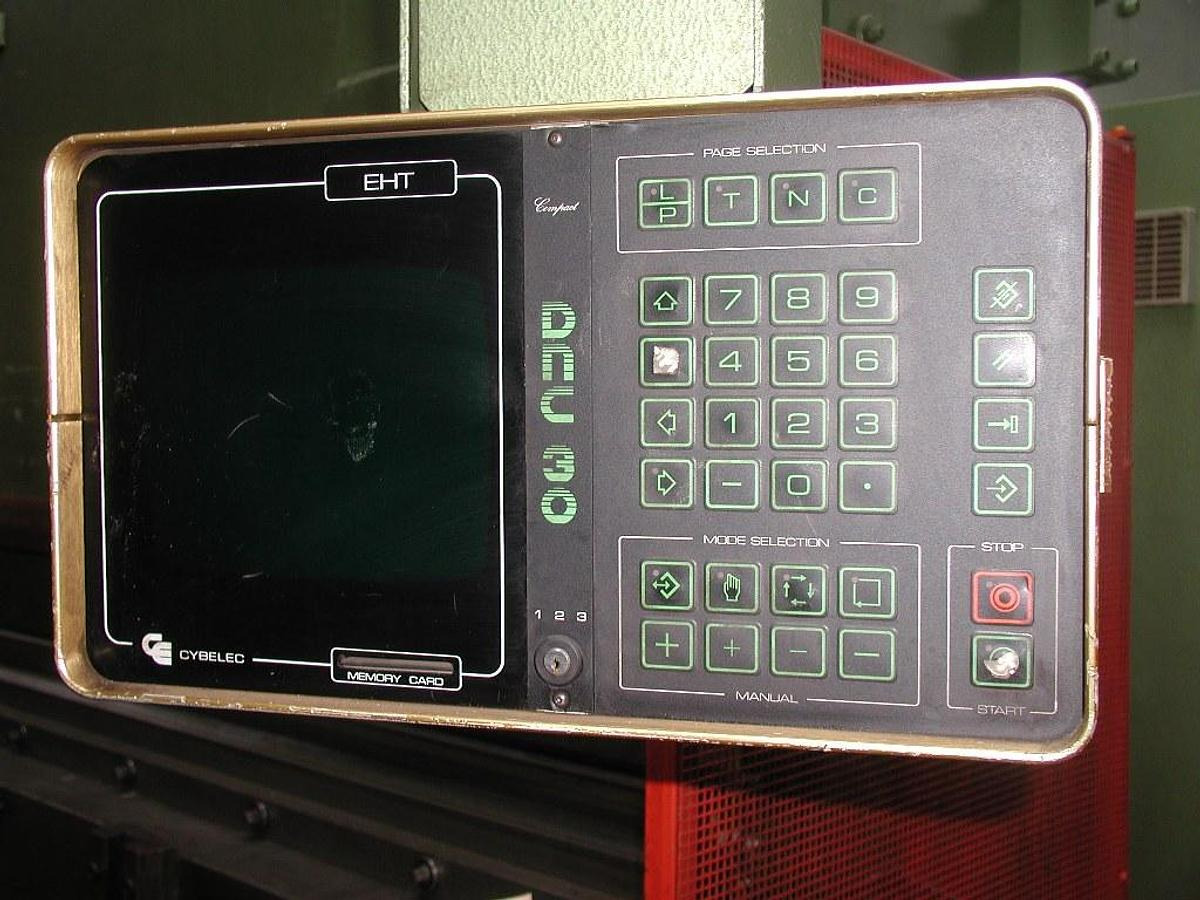 CNC-Abkantpresse EHT - Abkantpresse: das Bild 3 CNC-Abkantpresse EHT - Abkantpresse: das Bild 3