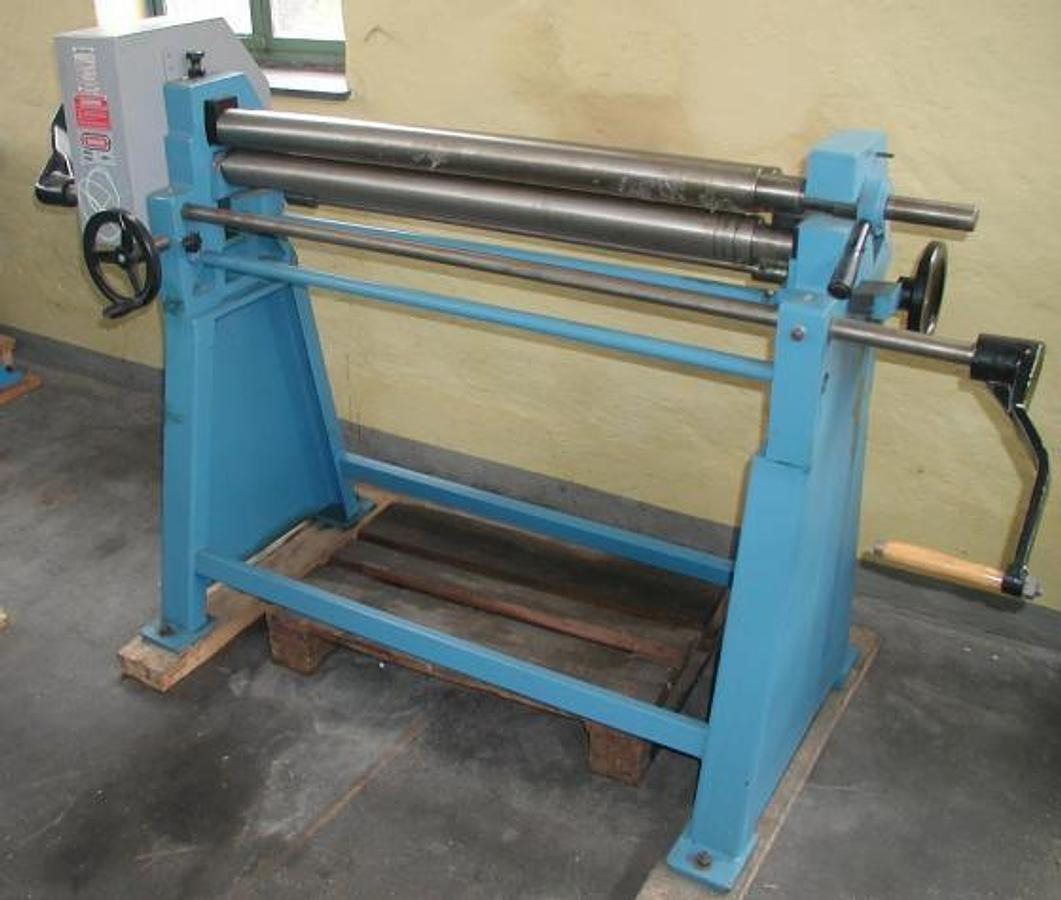 NEU: Metallbearbeitungsmaschine Dreiwalzen-Rundbiegemaschine AKYAPAK: das Bild 1