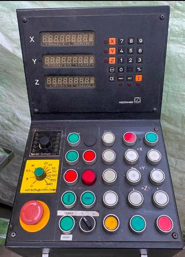 Werkzeugfräsmaschine KUNZMANN - Fräsmaschine: das Bild 2 Werkzeugfräsmaschine KUNZMANN - Fräsmaschine: das Bild 2