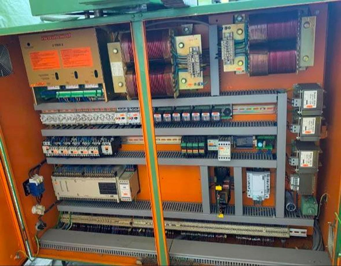 Werkzeugfräsmaschine KUNZMANN - Fräsmaschine: das Bild 5 Werkzeugfräsmaschine KUNZMANN - Fräsmaschine: das Bild 5