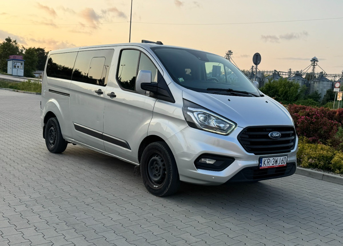 Ford Transit Custom 2.0 170 KM L2 LONG 2021 LED 8 osobowy NAWIEWY miejsc Salon PL - Kleinbus, Personentransporter: das Bild 1 Ford Transit Custom 2.0 170 KM L2 LONG 2021 LED 8 osobowy NAWIEWY miejsc Salon PL - Kleinbus, Personentransporter: das Bild 1