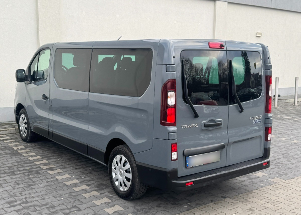 Renault Trafic Long 9 osobowy 2.0 DCI 150 KM Rok 2023 Przewóz osób niepełnosprawnych - Kleinbus, Personentransporter: das Bild 3 Renault Trafic Long 9 osobowy 2.0 DCI 150 KM Rok 2023 Przewóz osób niepełnosprawnych - Kleinbus, Personentransporter: das Bild 3