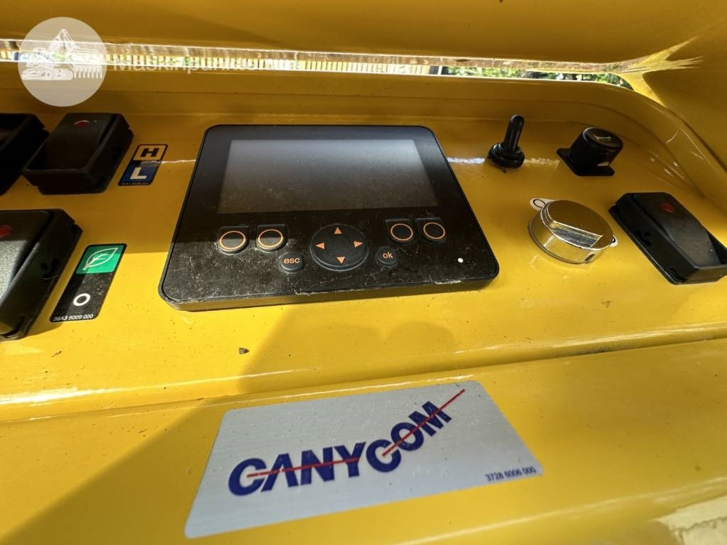 Mini-Kipper Canycom S 300: das Bild 13 Mini-Kipper Canycom S 300: das Bild 13