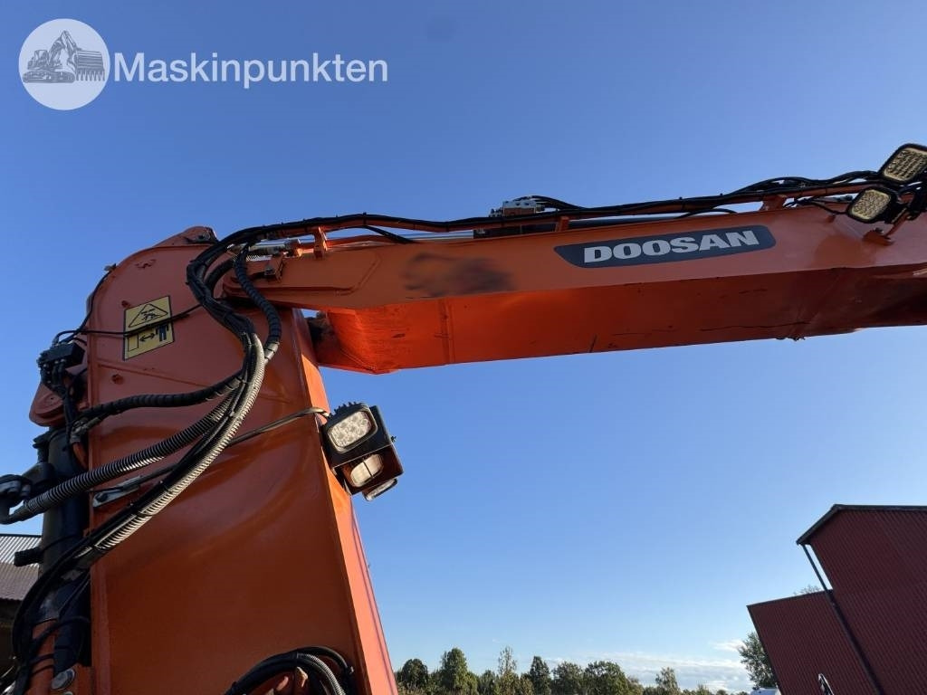 Mobilbagger Doosan DX 170 W-5 + Tippvagn + Redskap: das Bild 48