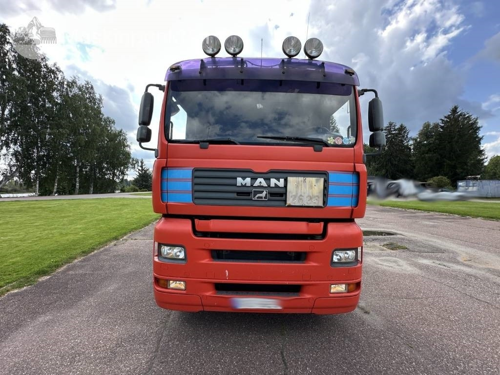 MAN TGX 28.530 LAXO - Fahrgestell LKW: das Bild 2 MAN TGX 28.530 LAXO - Fahrgestell LKW: das Bild 2