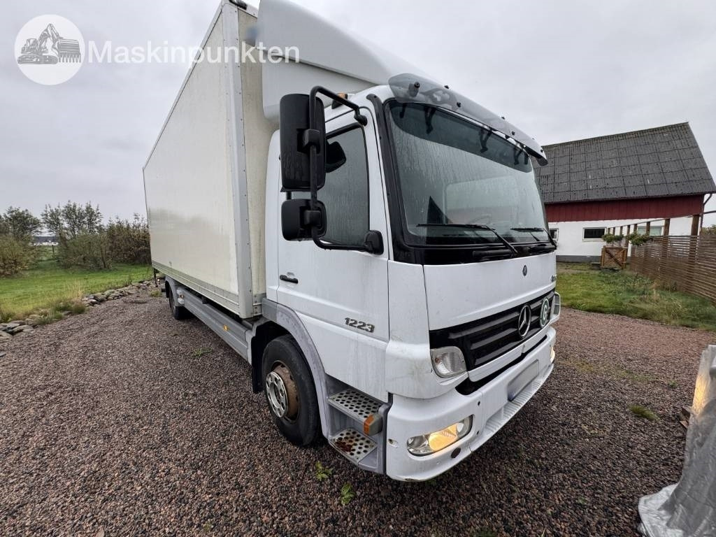 Mercedes-Benz Atego 1223 - Koffer LKW: das Bild 4 Mercedes-Benz Atego 1223 - Koffer LKW: das Bild 4