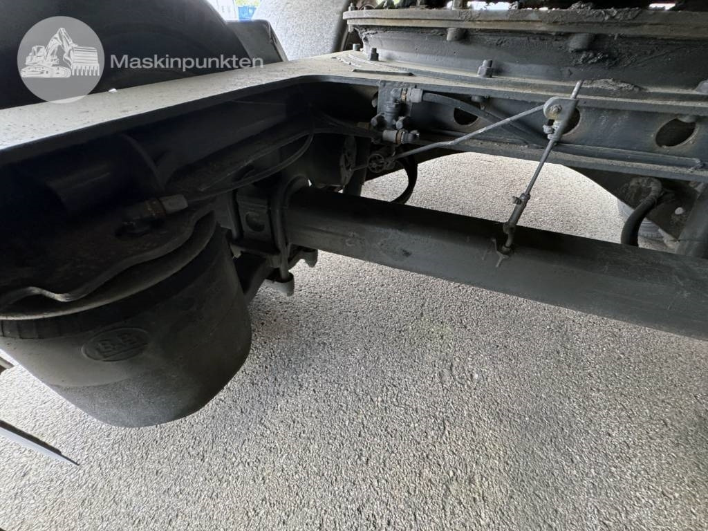 Dolly Anhänger Parator SD 18: das Bild 21 Dolly Anhänger Parator SD 18: das Bild 21