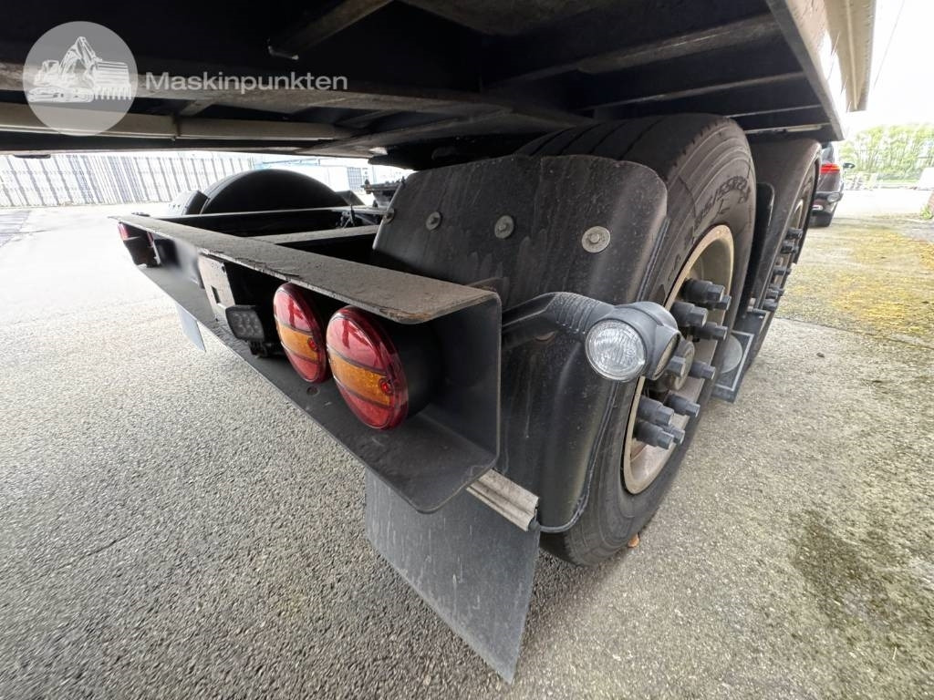 Dolly Anhänger Parator SD 18: das Bild 24 Dolly Anhänger Parator SD 18: das Bild 24