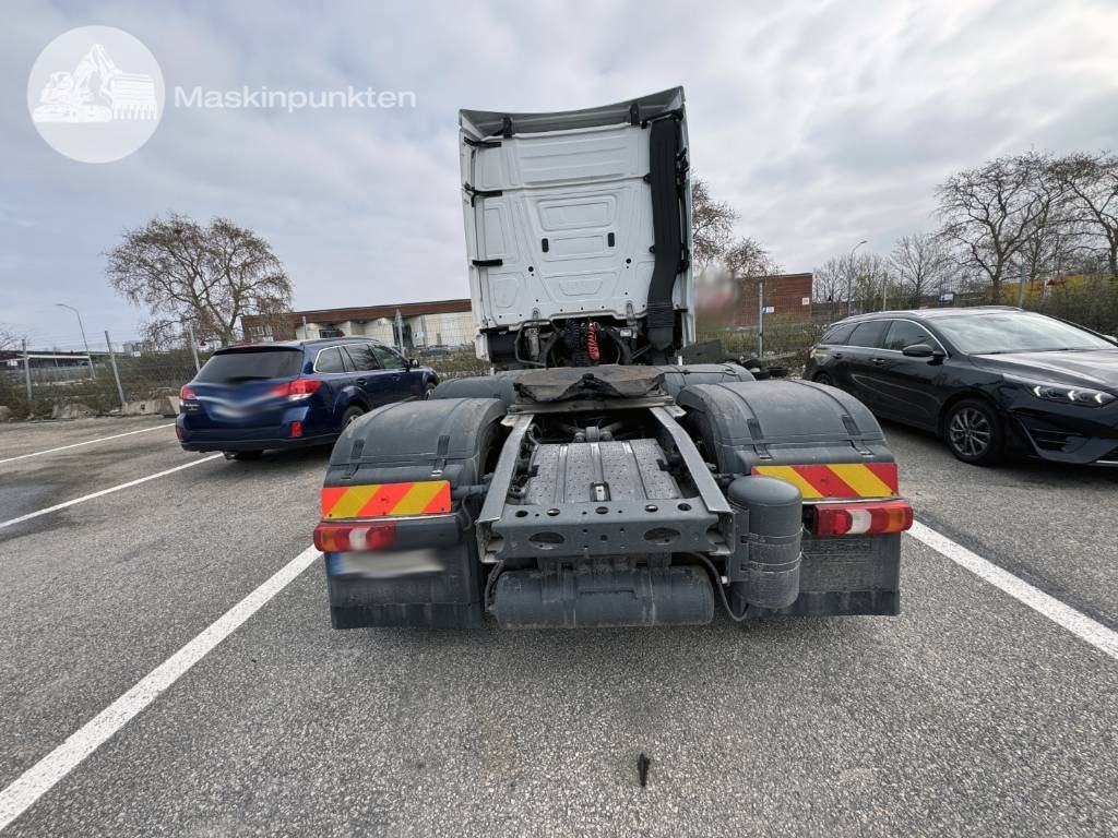 Mercedes-Benz Actros 2545 - Sattelzugmaschine: das Bild 3 Mercedes-Benz Actros 2545 - Sattelzugmaschine: das Bild 3