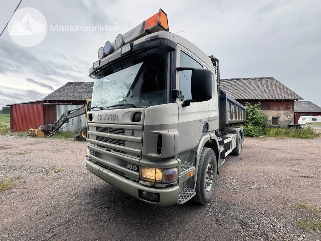 Scania P 124-360 - Abrollkipper: das Bild 1 Scania P 124-360 - Abrollkipper: das Bild 1