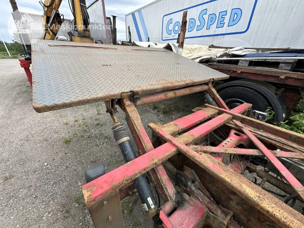 Containerwagen/ Wechselfahrgestell LKW Scania R 124 LB: das Bild 17