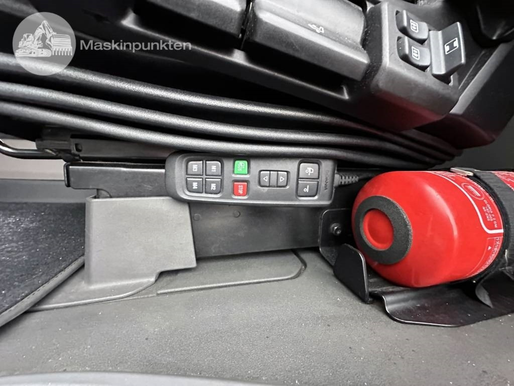 Containerwagen/ Wechselfahrgestell LKW Scania R 580: das Bild 14