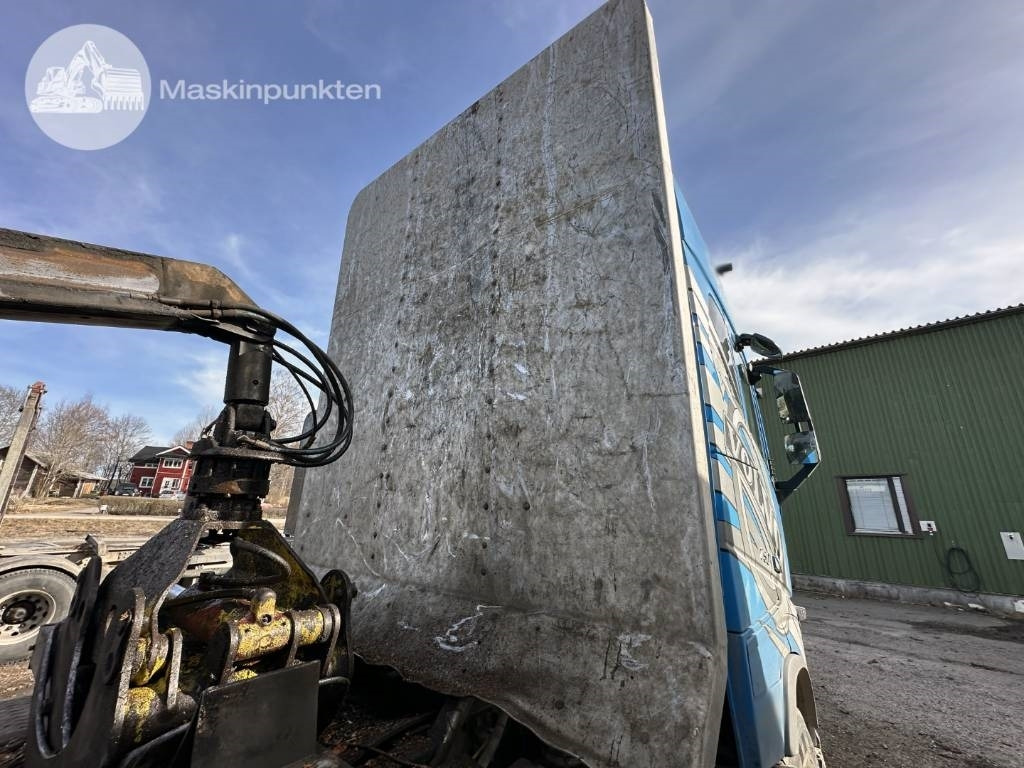 Holztransporter Volvo FH 16 750: das Bild 26