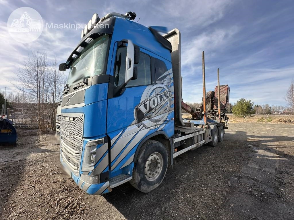 Holztransporter Volvo FH 16 750: das Bild 8