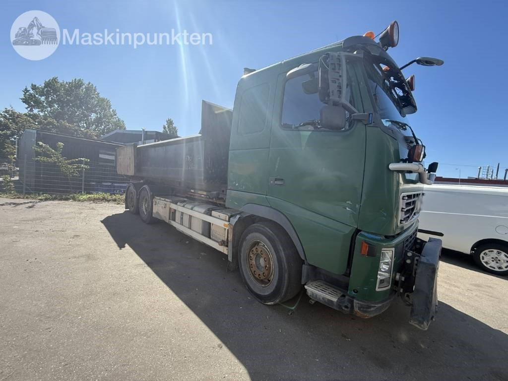 Volvo FH 520 - Abrollkipper: das Bild 3 Volvo FH 520 - Abrollkipper: das Bild 3