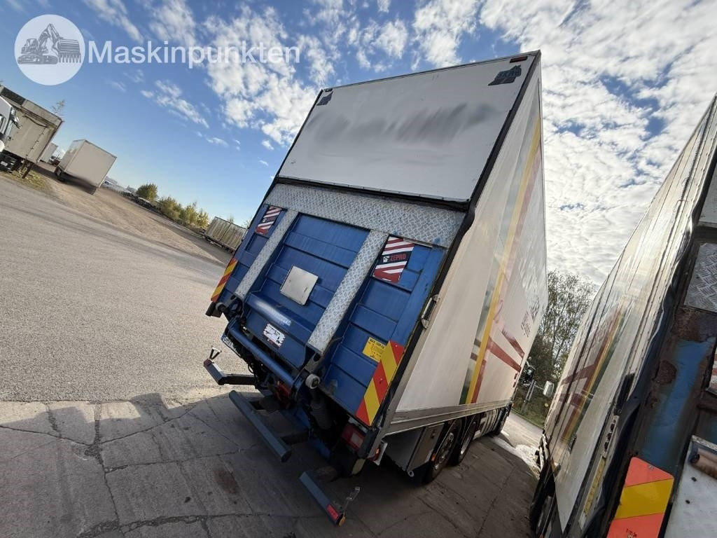 Volvo FM 440 - Koffer LKW: das Bild 4 Volvo FM 440 - Koffer LKW: das Bild 4