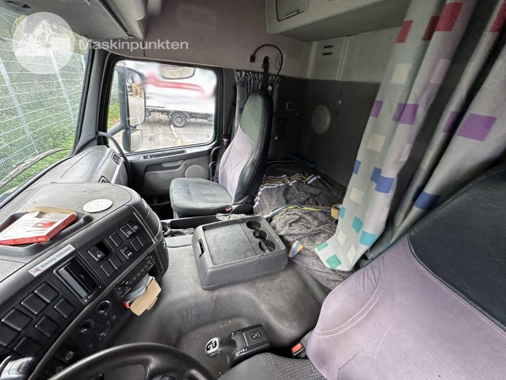 Koffer LKW Volvo FM 9 300: das Bild 17