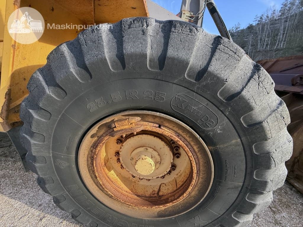 Radlader Volvo L 120 C: das Bild 42