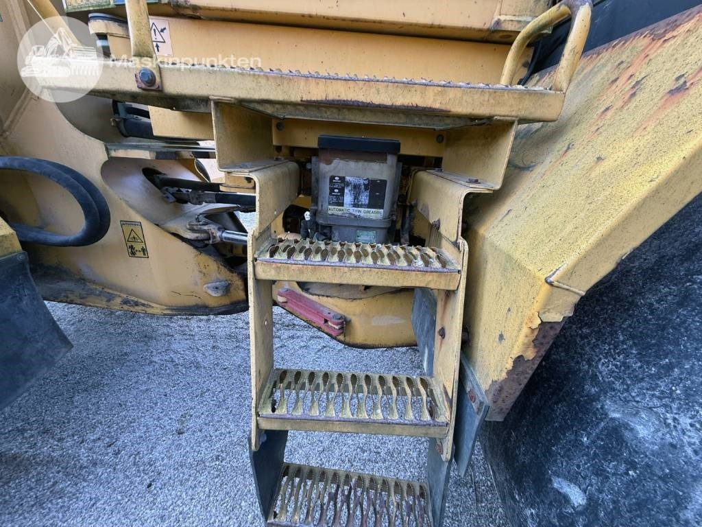 Radlader Volvo L 120 C: das Bild 23