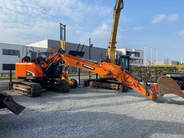 Doosan DX140 LCR-5 - Kettenbagger: das Bild 4 Doosan DX140 LCR-5 - Kettenbagger: das Bild 4
