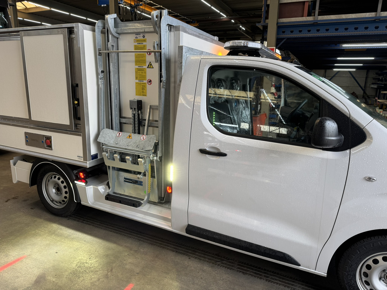 Citroen E-Jumpy veegvuil zijbelader seitenlader mullfahrzeug - Kipper Transporter, Elektro-Transporter: das Bild 3 Citroen E-Jumpy veegvuil zijbelader seitenlader mullfahrzeug - Kipper Transporter, Elektro-Transporter: das Bild 3