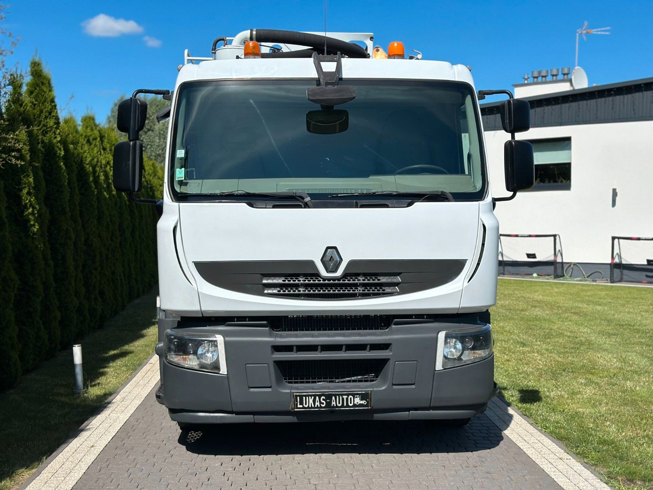 Renault PREMIUM 320 6x2 T RIVARD. TWO CHAMBERS - Saug-/ Spülfahrzeug: das Bild 2 Renault PREMIUM 320 6x2 T RIVARD. TWO CHAMBERS - Saug-/ Spülfahrzeug: das Bild 2