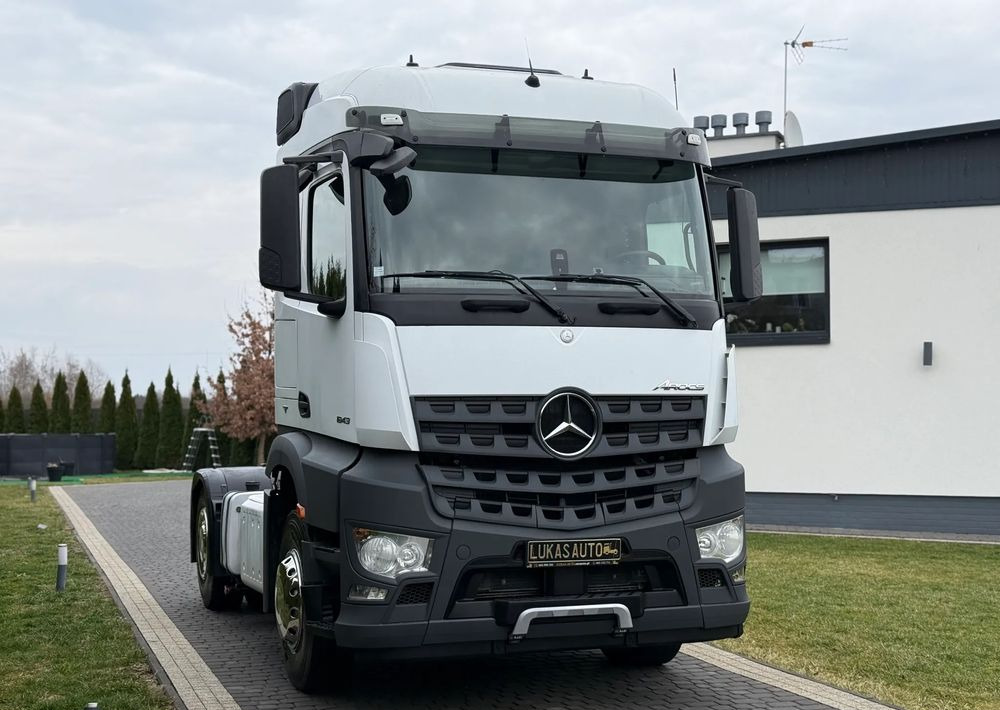 Mercedes-Benz AROCS 1843 HYDRAULIKA - Sattelzugmaschine: das Bild 3 Mercedes-Benz AROCS 1843 HYDRAULIKA - Sattelzugmaschine: das Bild 3