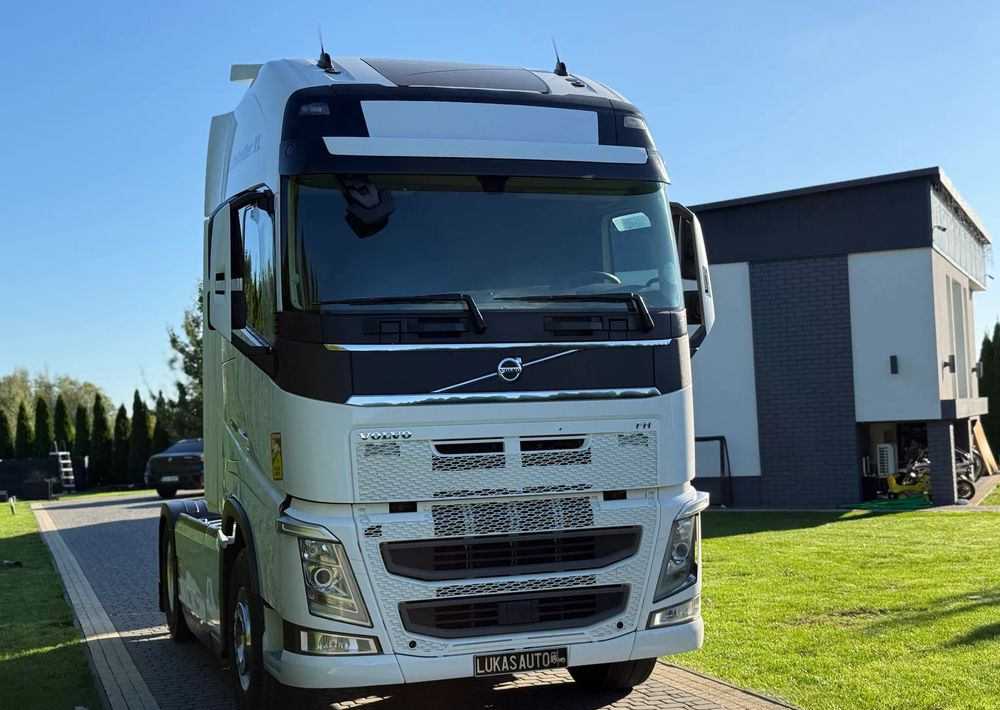 Volvo FH 500 XL RETARDER PARK COOL - Sattelzugmaschine: das Bild 3 Volvo FH 500 XL RETARDER PARK COOL - Sattelzugmaschine: das Bild 3