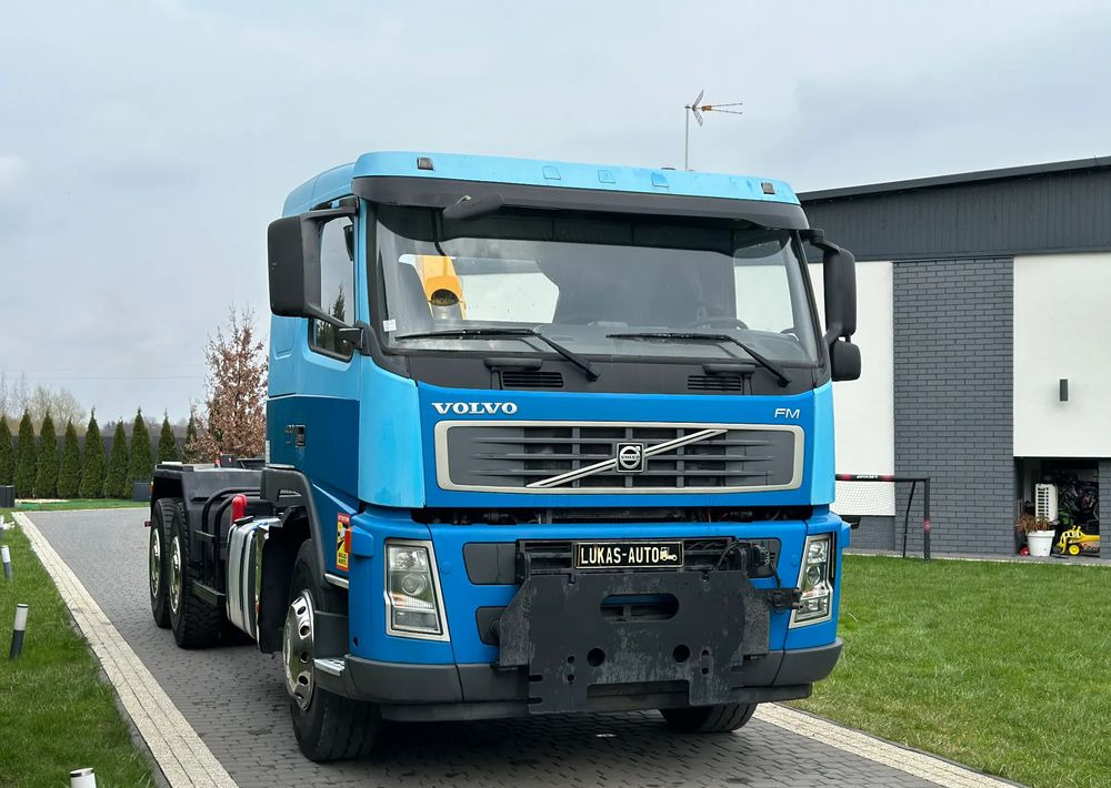 Volvo FM 400 HAKOWIEC 6X4 - Abrollkipper: das Bild 3 Volvo FM 400 HAKOWIEC 6X4 - Abrollkipper: das Bild 3